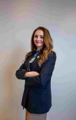 Esra Omuzluoğlu
